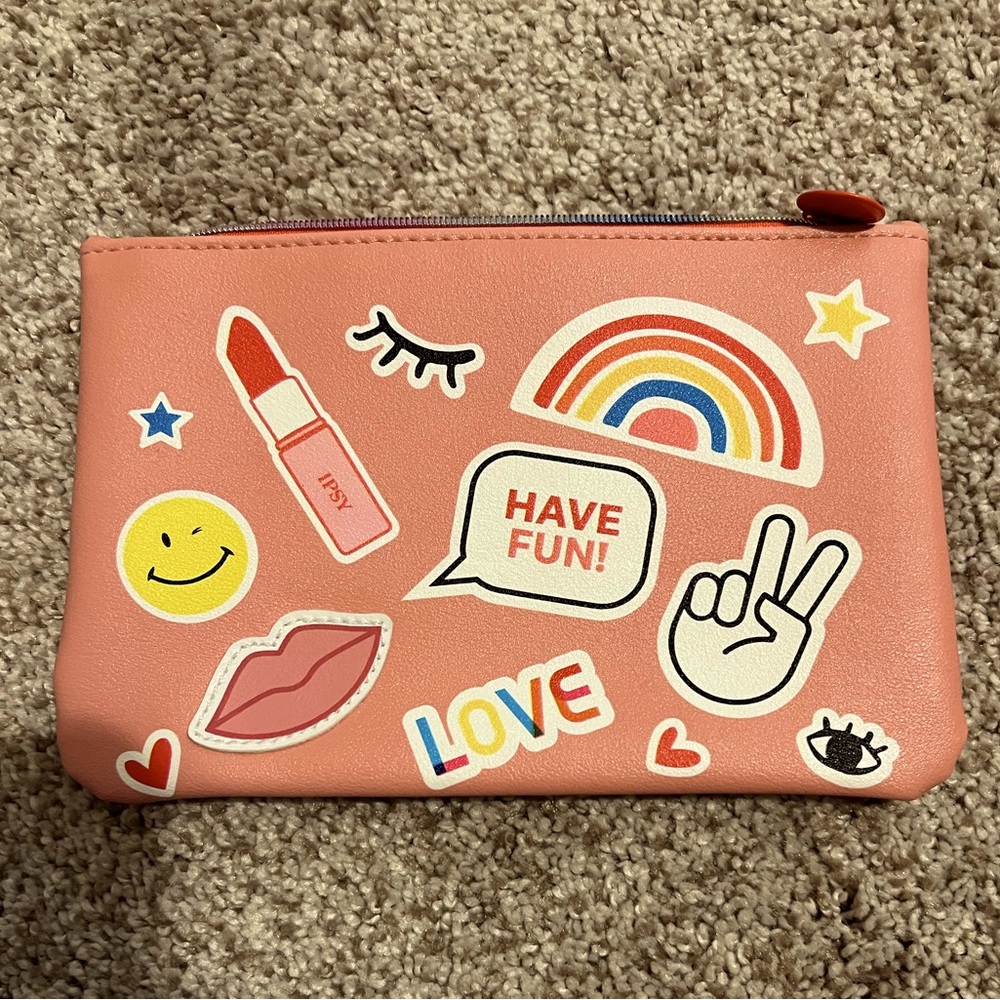 Gently Used IPSY Cosmetic Bag!!